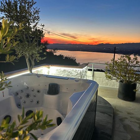 Appartement Duplex Rosas Avec Terrasse Magnifique Jacuzzi Vue Mer Eksteriør bilde