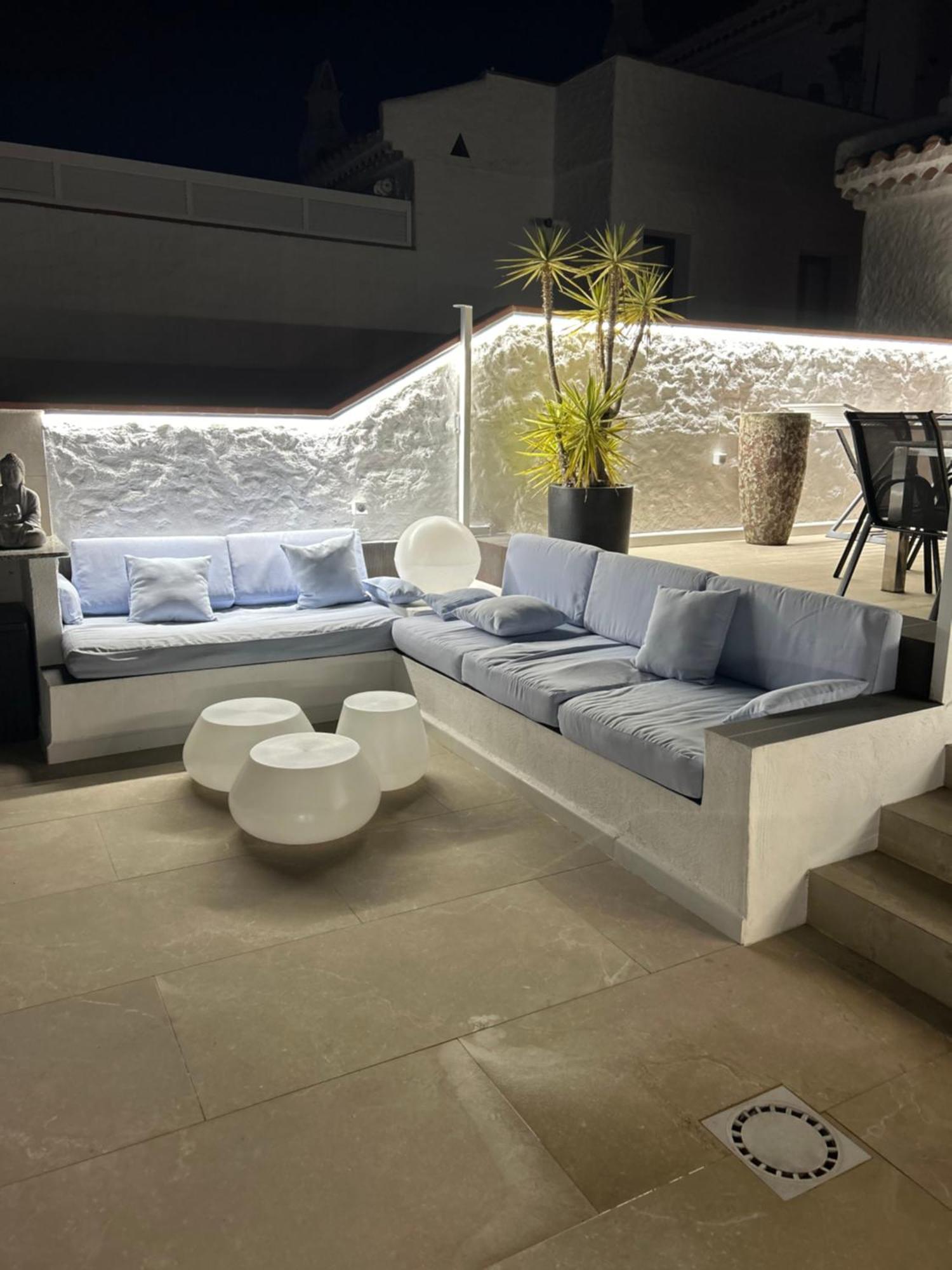 Appartement Duplex Rosas Avec Terrasse Magnifique Jacuzzi Vue Mer Eksteriør bilde
