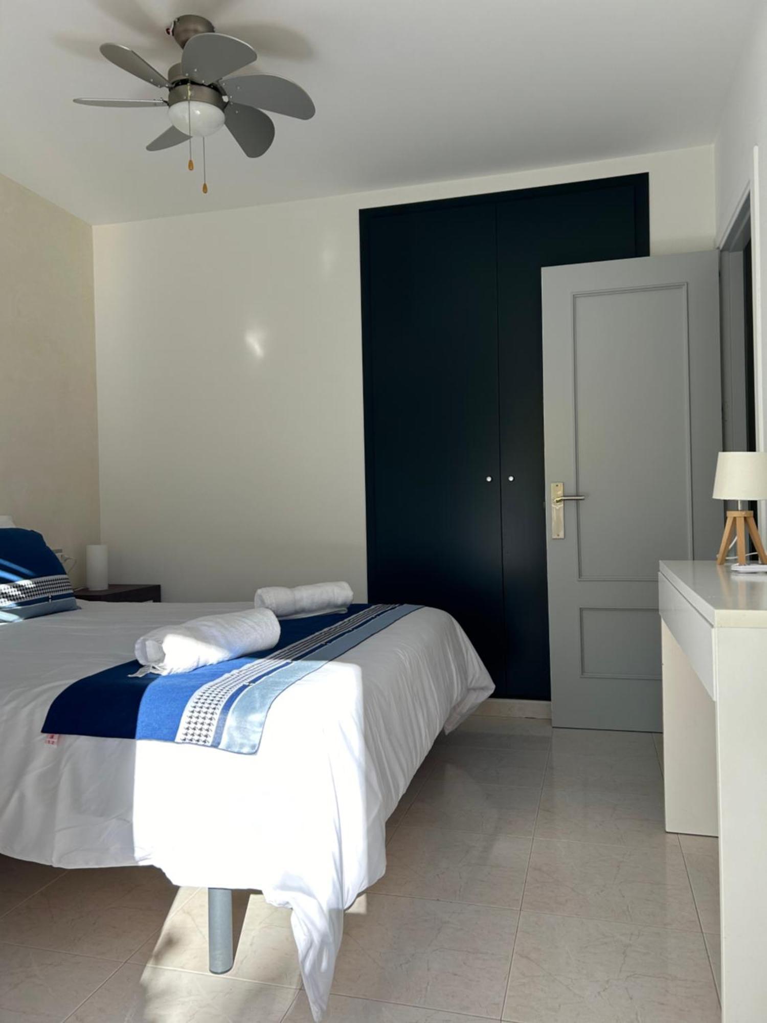 Appartement Duplex Rosas Avec Terrasse Magnifique Jacuzzi Vue Mer Eksteriør bilde
