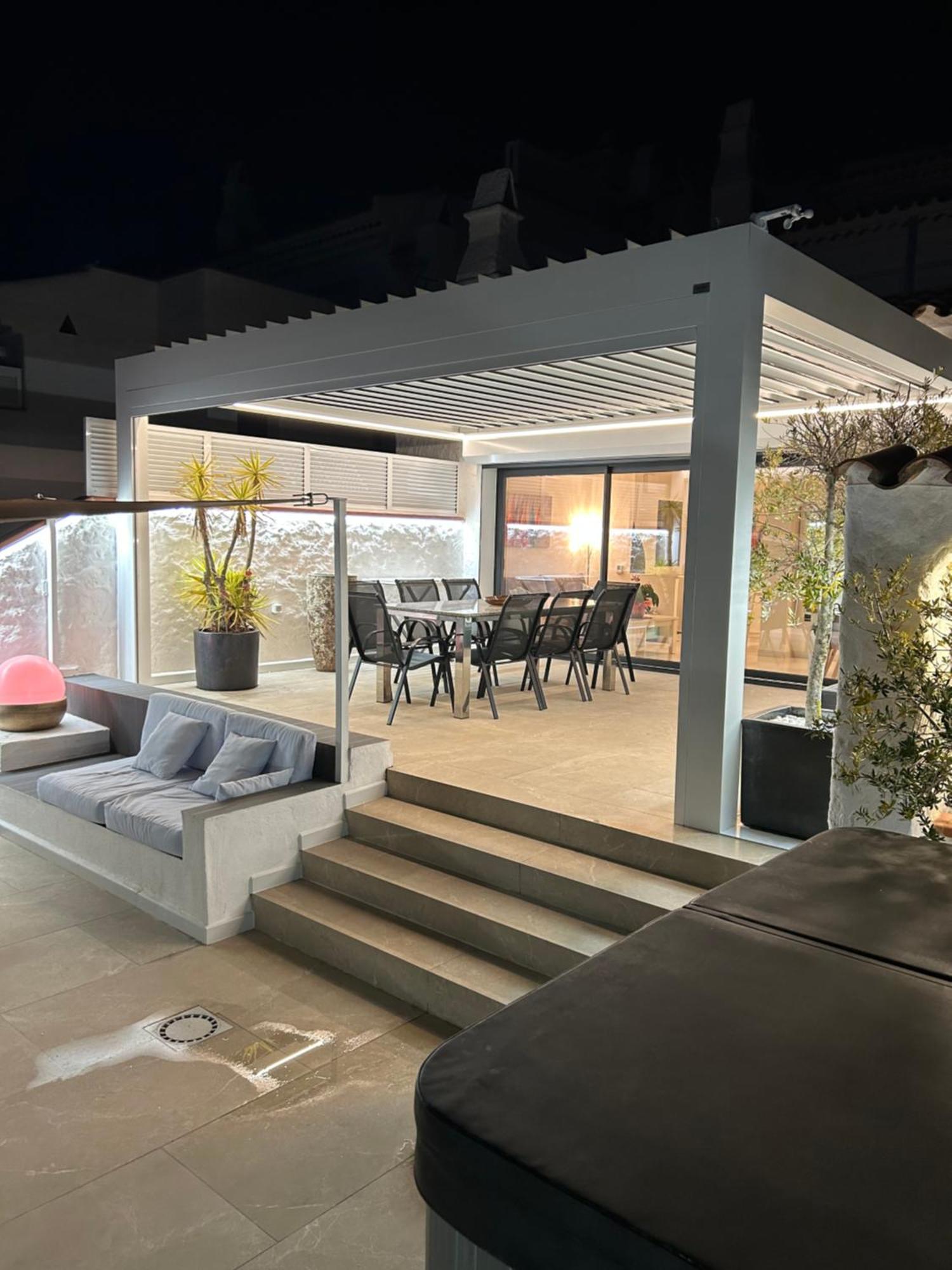 Appartement Duplex Rosas Avec Terrasse Magnifique Jacuzzi Vue Mer Eksteriør bilde